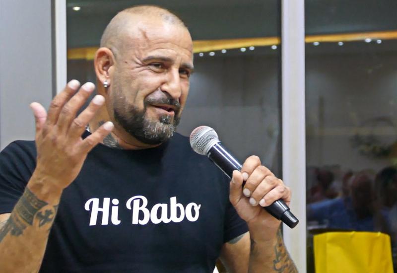VIDEO: Hi Babo dobio nadimak babo cijele Bosne, plač, sreća, veselje, humanost, jednostavno to je on